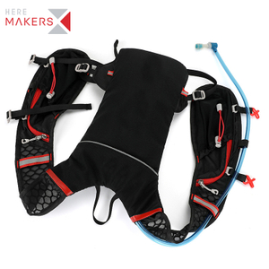 Deportes al aire libre Correr Ciclismo Mochila de hidratación ligera con vejiga de agua 2L